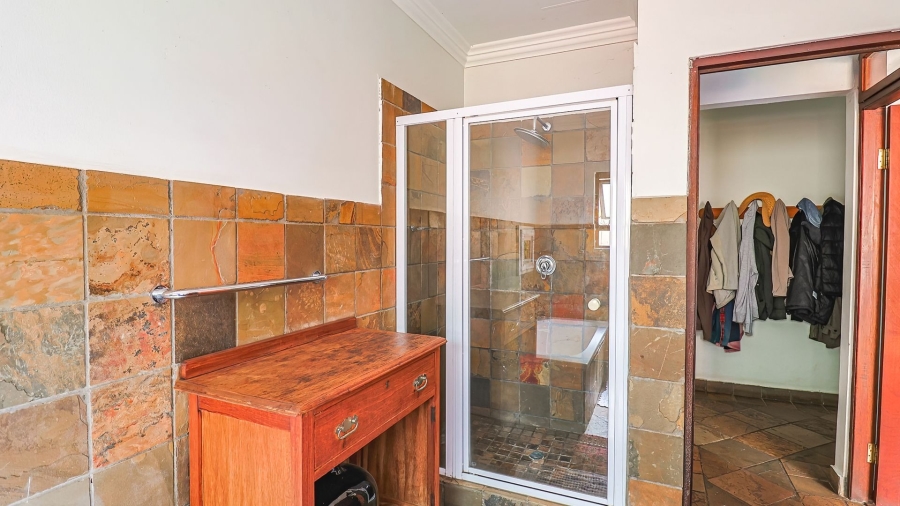 7 Bedroom Property for Sale in Cashan North West